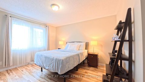 Photo 27 at 566 Dundonald Drive, Nepean (Half Moon Bay), Ottawa