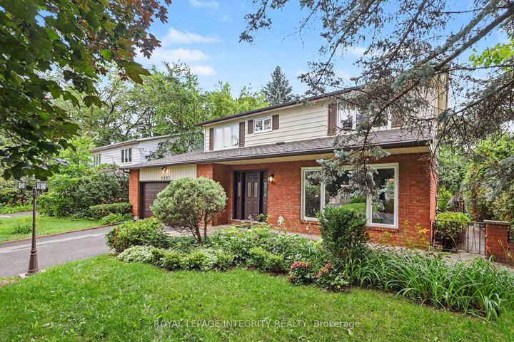 Photo 2 at 1291 Lampman Crescent, Nepean (Hogs Back), Ottawa