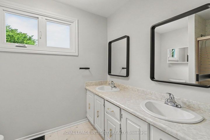 Photo 21 at 1291 Lampman Crescent, Nepean (Hogs Back), Ottawa