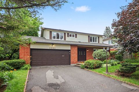 Photo 1 at 1291 Lampman Crescent, Nepean (Hogs Back), Ottawa