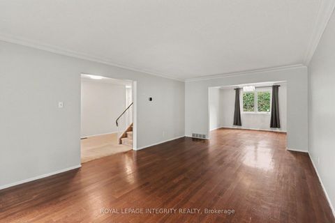 Photo 4 at 1291 Lampman Crescent, Nepean (Hogs Back), Ottawa