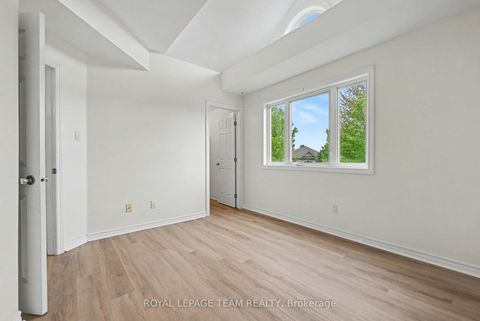 Photo 13 at K - 251 CRESTWAY Drive, Nepean (Barrhaven East), Ottawa