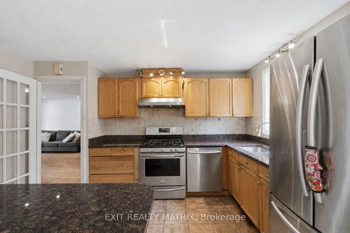 Photo 11 at 2 Ventnor Way, Nepean (Pheasant Run), Ottawa