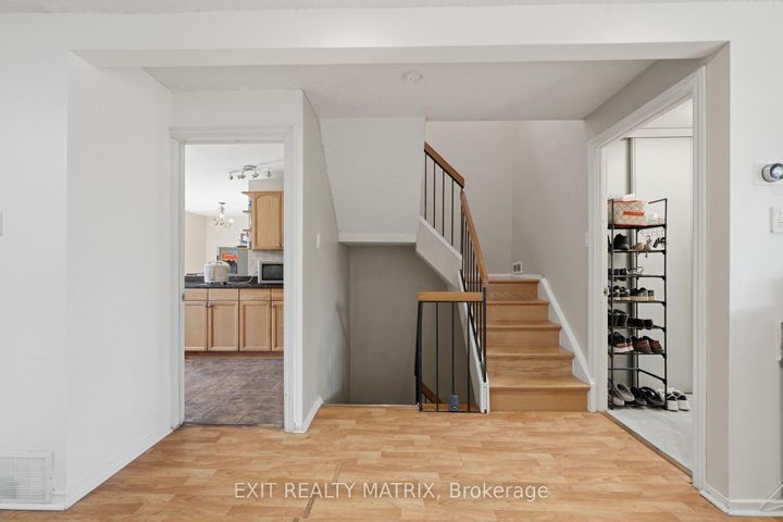 Photo 13 at 2 Ventnor Way, Nepean (Pheasant Run), Ottawa
