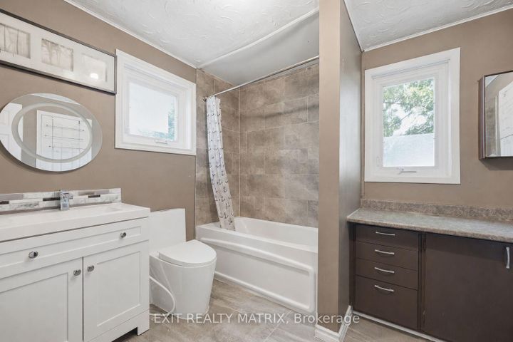 Photo 18 at 2 Ventnor Way, Nepean (Pheasant Run), Ottawa