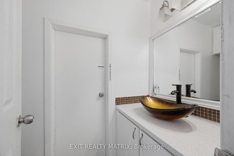 Photo 5 at 2 Ventnor Way, Nepean (Pheasant Run), Ottawa