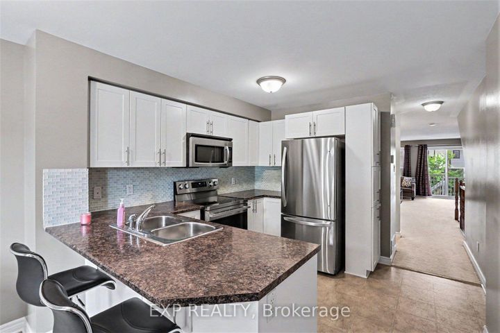 Photo 11 at 724A CHAPMAN MILLS Drive, Nepean (Strandherd), Ottawa