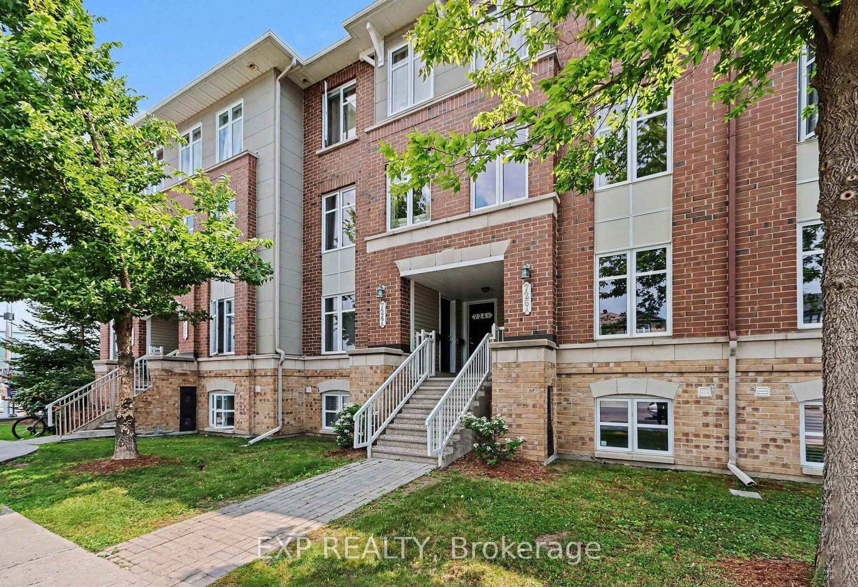 724A CHAPMAN MILLS Drive, Nepean (Strandherd), Ottawa 