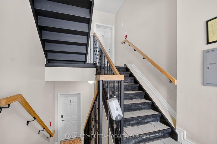 Photo 3 at 3 - 355 Paseo Private, Nepean (Centrepointe), Ottawa