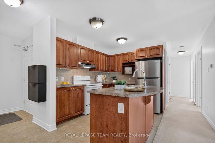 Photo 15 at 3 - 355 Paseo Private, Nepean (Centrepointe), Ottawa