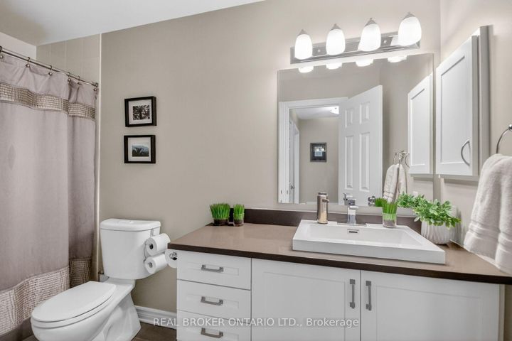 Photo 14 at 33 - 701 B Sue Holloway Drive, Nepean (Strandherd), Ottawa