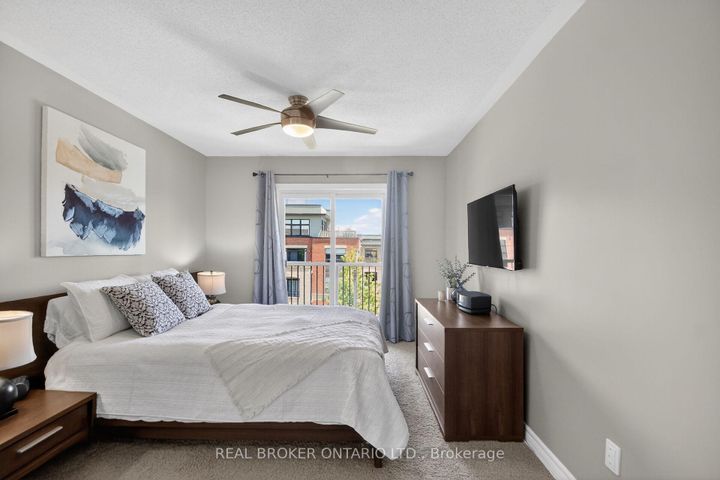 Photo 15 at 33 - 701 B Sue Holloway Drive, Nepean (Strandherd), Ottawa