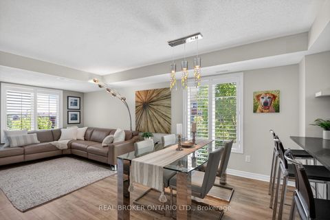 Photo 2 at 33 - 701 B Sue Holloway Drive, Nepean (Strandherd), Ottawa