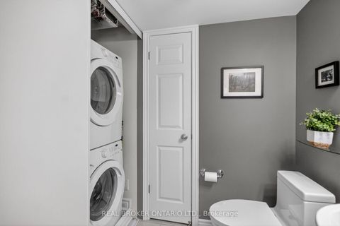 Photo 11 at 33 - 701 B Sue Holloway Drive, Nepean (Strandherd), Ottawa
