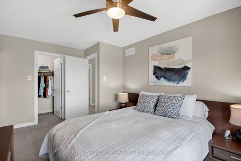 Photo 16 at 33 - 701 B Sue Holloway Drive, Nepean (Strandherd), Ottawa