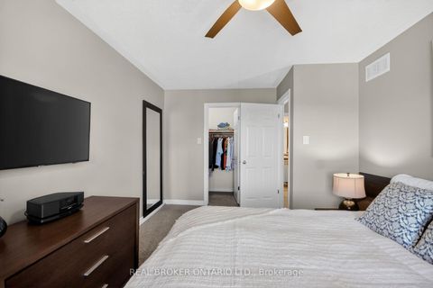 Photo 17 at 33 - 701 B Sue Holloway Drive, Nepean (Strandherd), Ottawa