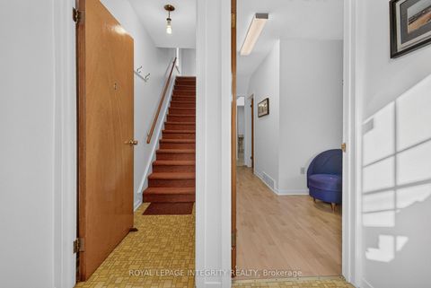 Photo 3 at 141 Percy Street, Ottawa Centre, Ottawa