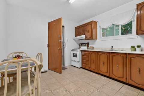 Photo 8 at 141 Percy Street, Ottawa Centre, Ottawa