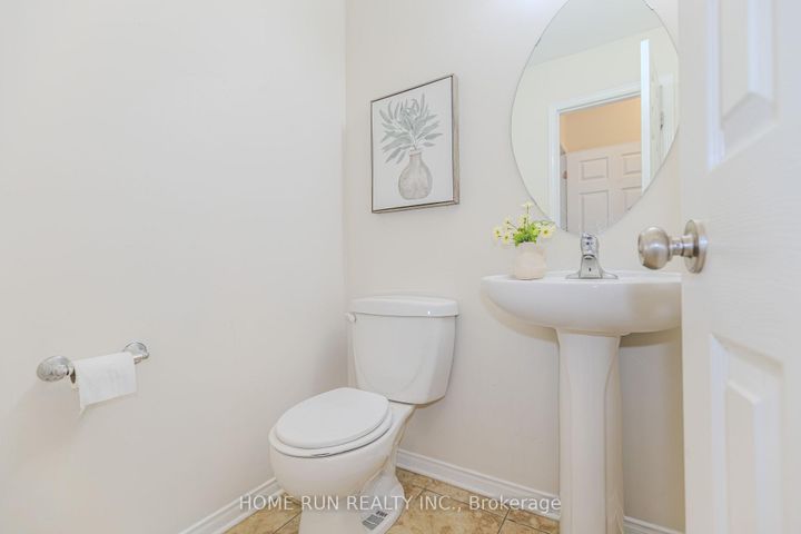 Photo 5 at 538 Ravendale Way, Nepean (Stonebridge), Ottawa