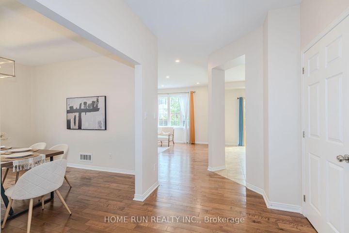 Photo 8 at 538 Ravendale Way, Nepean (Stonebridge), Ottawa