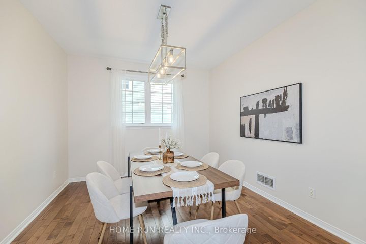 Photo 9 at 538 Ravendale Way, Nepean (Stonebridge), Ottawa