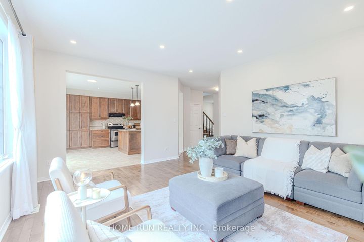 Photo 13 at 538 Ravendale Way, Nepean (Stonebridge), Ottawa