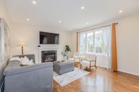 Photo 11 at 538 Ravendale Way, Nepean (Stonebridge), Ottawa