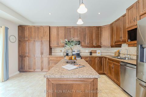 Photo 19 at 538 Ravendale Way, Nepean (Stonebridge), Ottawa