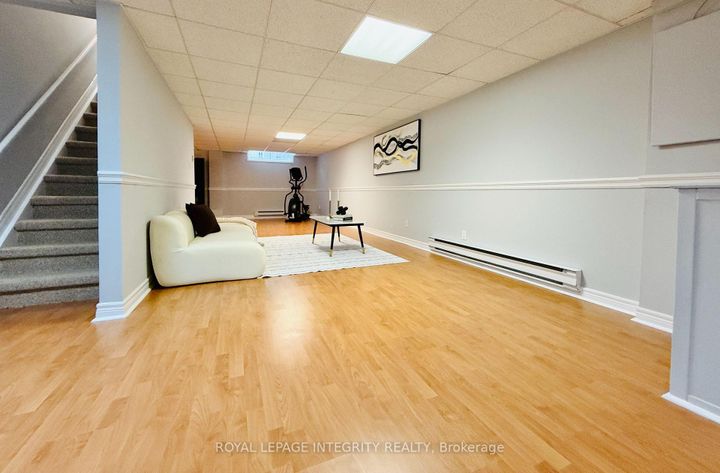 Photo 26 at 4 GLENARDEN Court, Nepean (Centrepointe), Ottawa