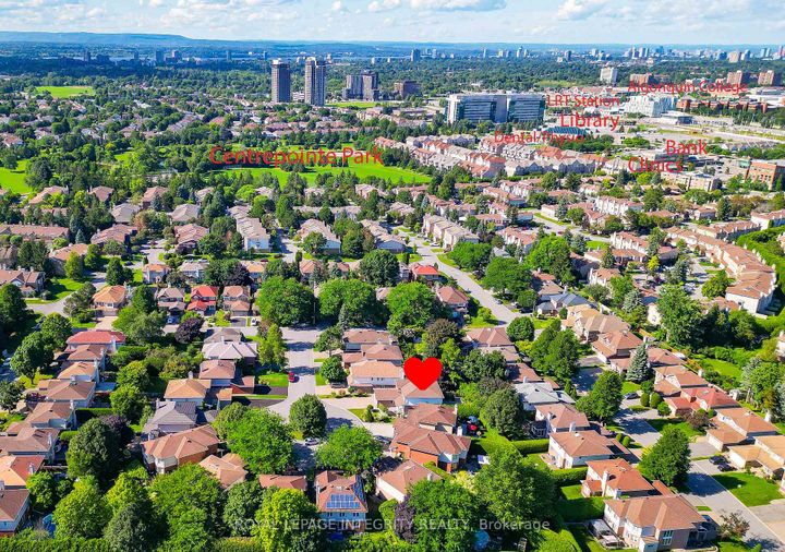 Photo 36 at 4 GLENARDEN Court, Nepean (Centrepointe), Ottawa