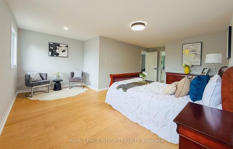 Photo 14 at 4 GLENARDEN Court, Nepean (Centrepointe), Ottawa