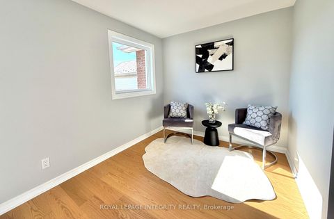 Photo 15 at 4 GLENARDEN Court, Nepean (Centrepointe), Ottawa