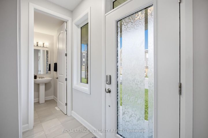 Photo 3 at 651 Chillerton Drive, Nepean (Half Moon Bay), Ottawa