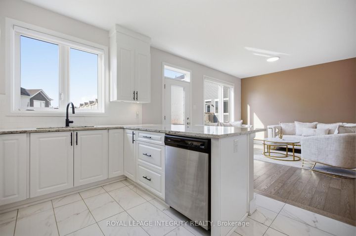 Photo 14 at 651 Chillerton Drive, Nepean (Half Moon Bay), Ottawa