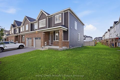 Photo 1 at 651 Chillerton Drive, Nepean (Half Moon Bay), Ottawa