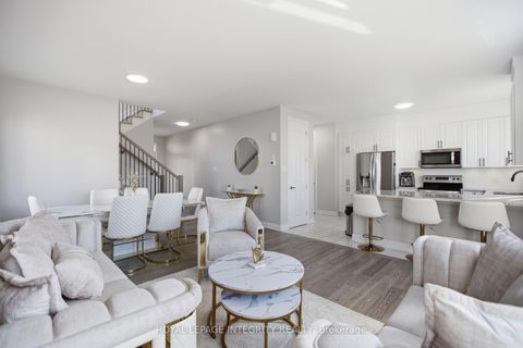 Photo 11 at 651 Chillerton Drive, Nepean (Half Moon Bay), Ottawa