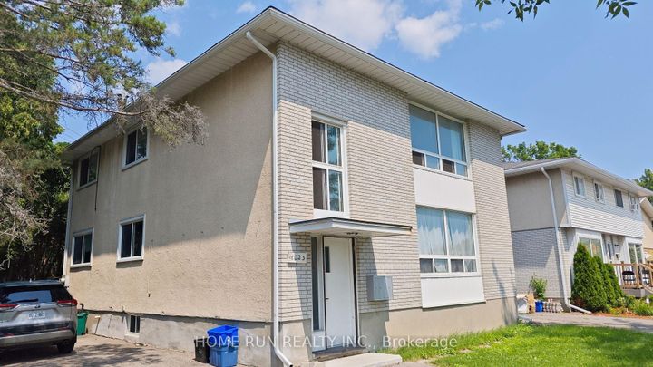 Photo 1 at 1023 Meadowlands Drive, Nepean (Carleton Square), Ottawa