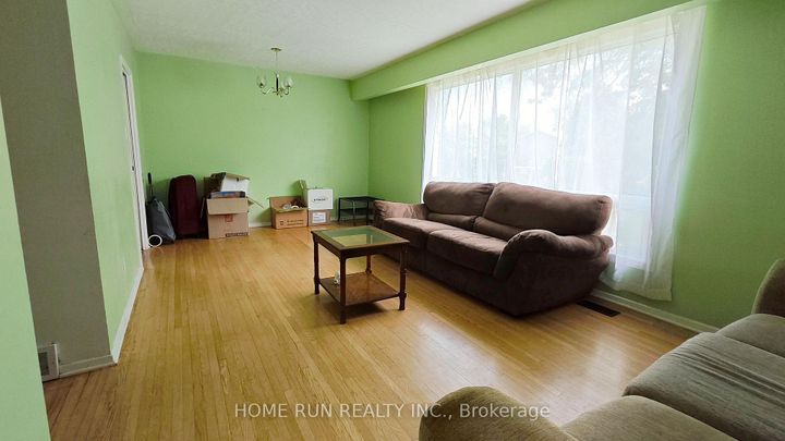 Photo 7 at 1023 Meadowlands Drive, Nepean (Carleton Square), Ottawa