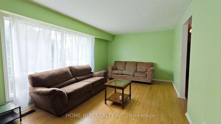 Photo 9 at 1023 Meadowlands Drive, Nepean (Carleton Square), Ottawa