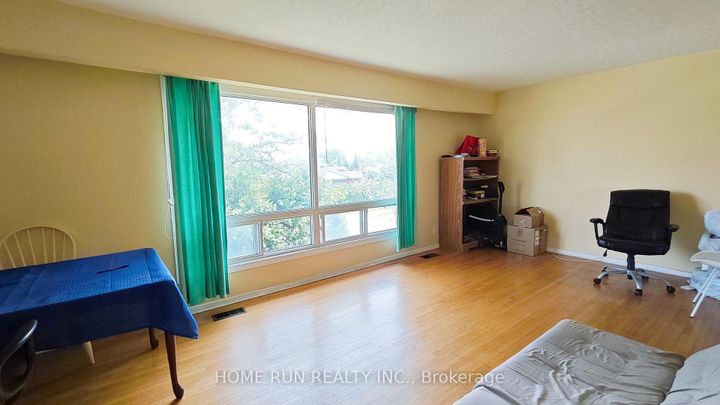 Photo 29 at 1023 Meadowlands Drive, Nepean (Carleton Square), Ottawa