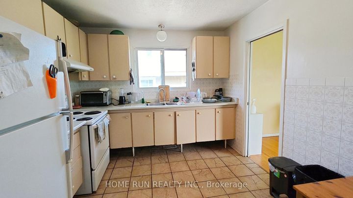 Photo 31 at 1023 Meadowlands Drive, Nepean (Carleton Square), Ottawa