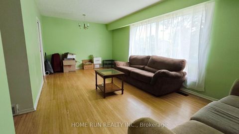 Photo 7 at 1023 Meadowlands Drive, Nepean (Carleton Square), Ottawa