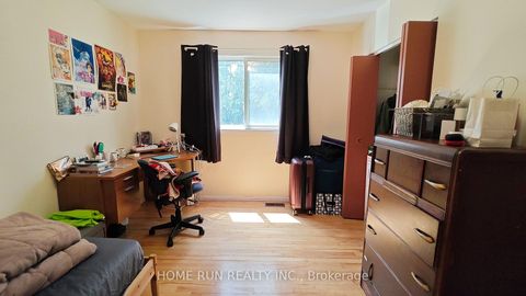 Photo 16 at 1023 Meadowlands Drive, Nepean (Carleton Square), Ottawa