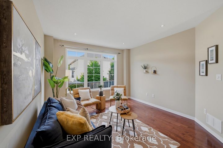 Photo 3 at 118 Laramie Crescent, Nepean (Stonebridge), Ottawa