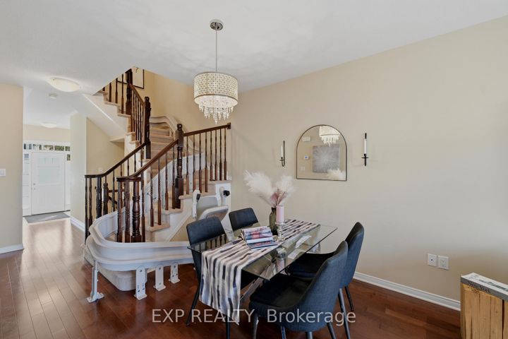 Photo 8 at 118 Laramie Crescent, Nepean (Stonebridge), Ottawa