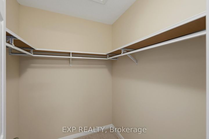 Photo 23 at 118 Laramie Crescent, Nepean (Stonebridge), Ottawa