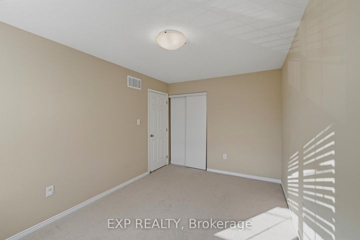 Photo 27 at 118 Laramie Crescent, Nepean (Stonebridge), Ottawa
