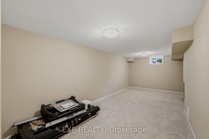 Photo 31 at 118 Laramie Crescent, Nepean (Stonebridge), Ottawa