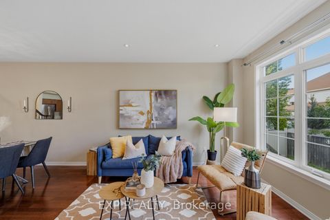 Photo 2 at 118 Laramie Crescent, Nepean (Stonebridge), Ottawa