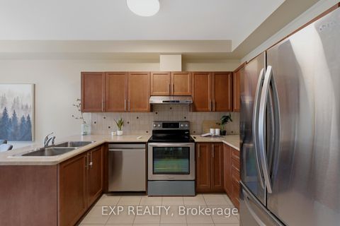 Photo 14 at 118 Laramie Crescent, Nepean (Stonebridge), Ottawa
